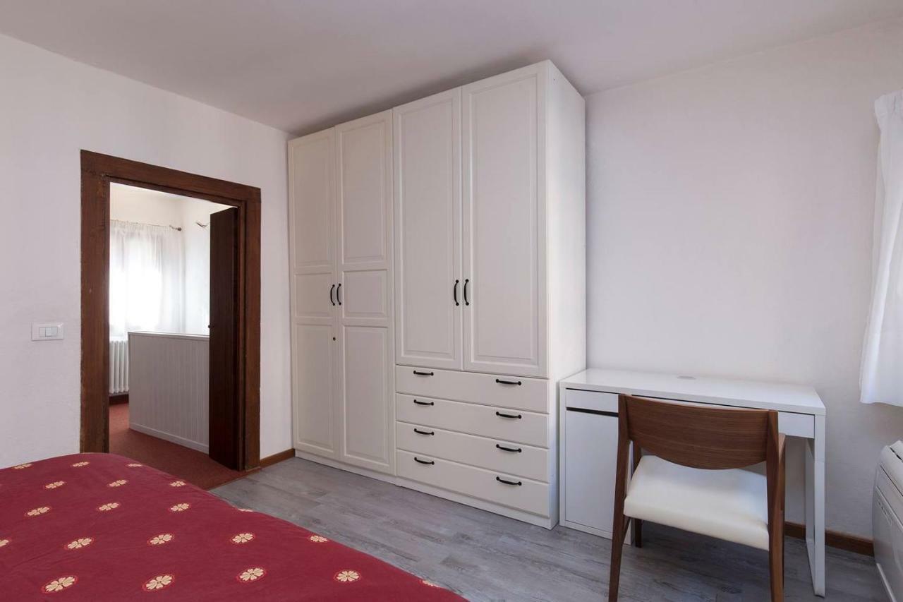 Le Ancore Apartment Few Steps From Biennale Art Venesia Bagian luar foto