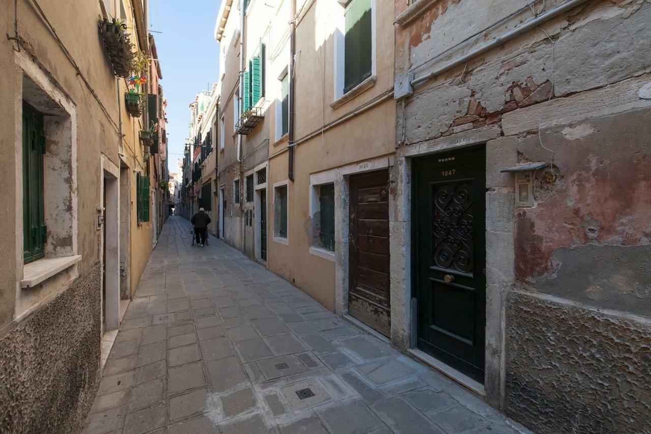 Le Ancore Apartment Few Steps From Biennale Art Venesia Bagian luar foto