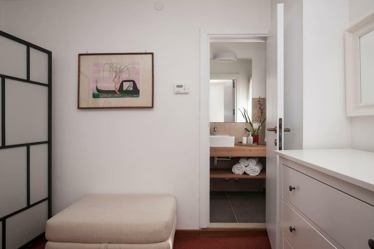 Le Ancore Apartment Few Steps From Biennale Art Venesia Bagian luar foto